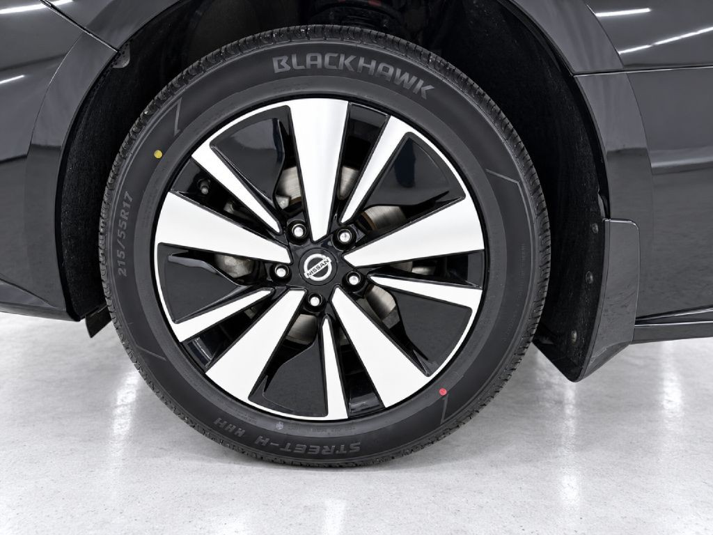 2022 Nissan Altima Image 29