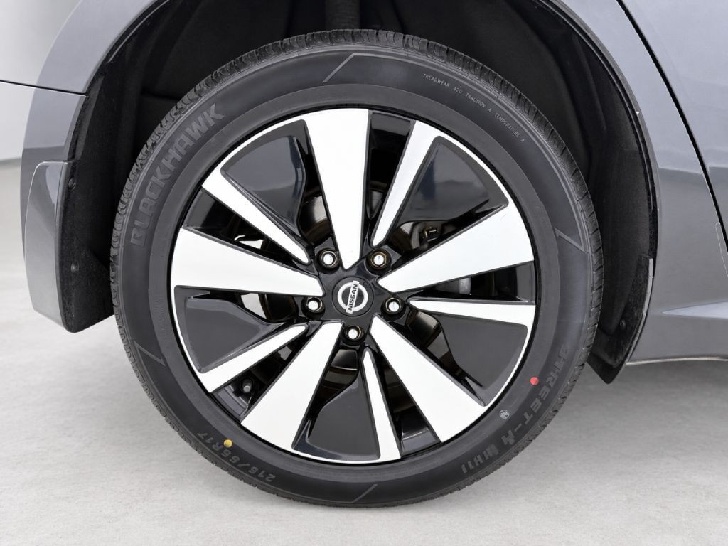 2022 Nissan Altima Image 32