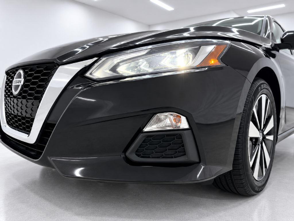 2022 Nissan Altima Image 36