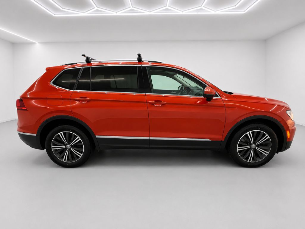2018 Volkswagen Tiguan Image 2