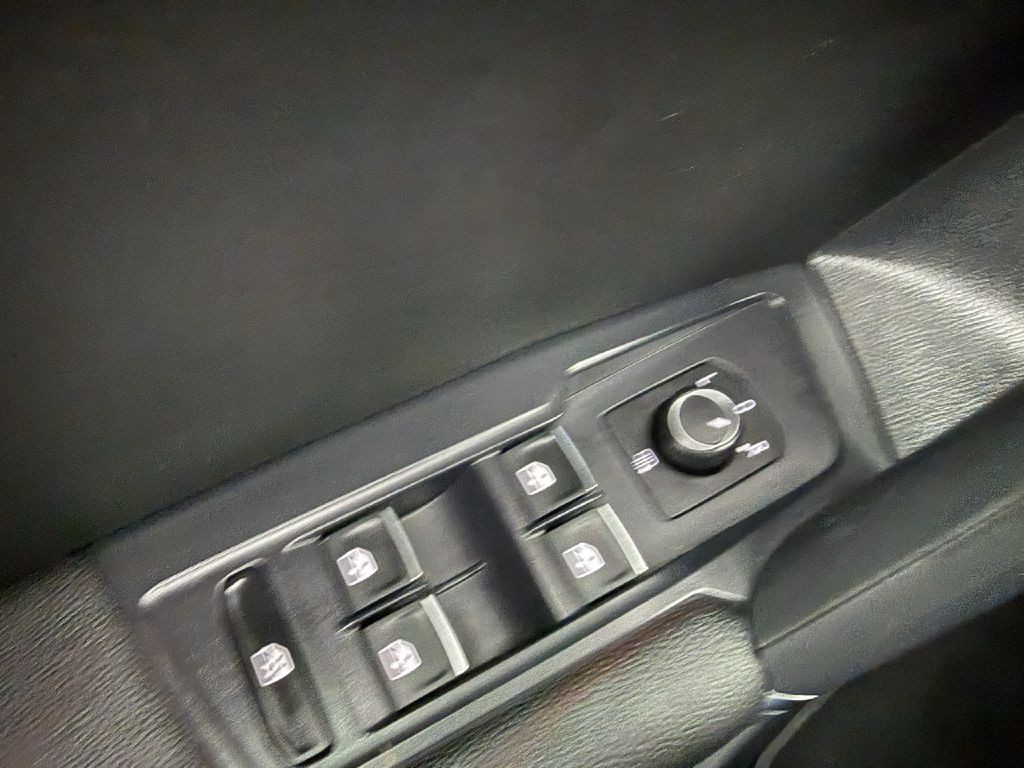 2018 Volkswagen Tiguan Image 12