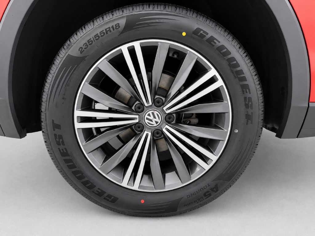 2018 Volkswagen Tiguan Image 32