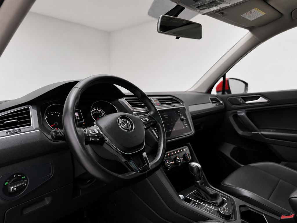 2018 Volkswagen Tiguan Image 40