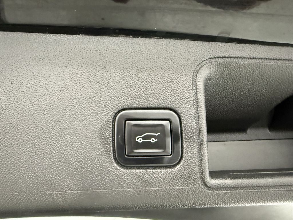 2021 GMC Terrain Image 28