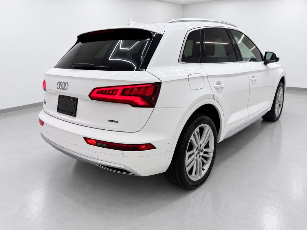 2020 Audi Q5 Image 3