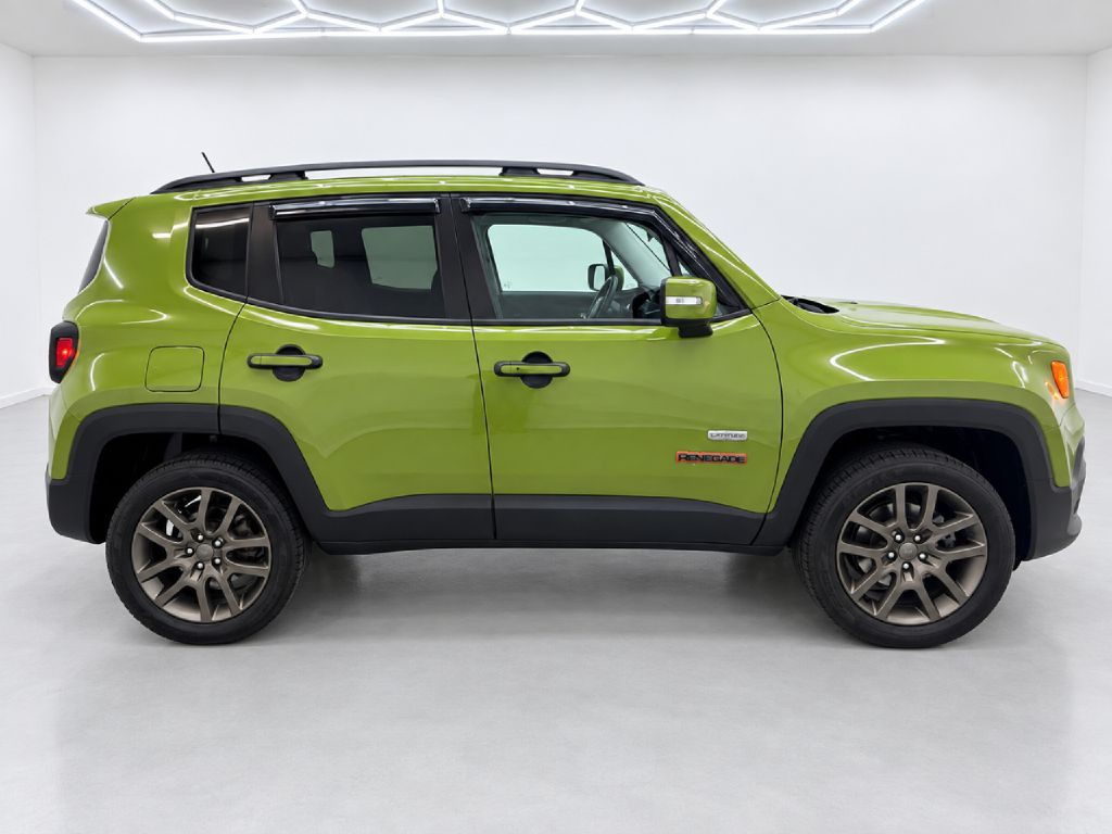 2016 Jeep Renegade Image 2