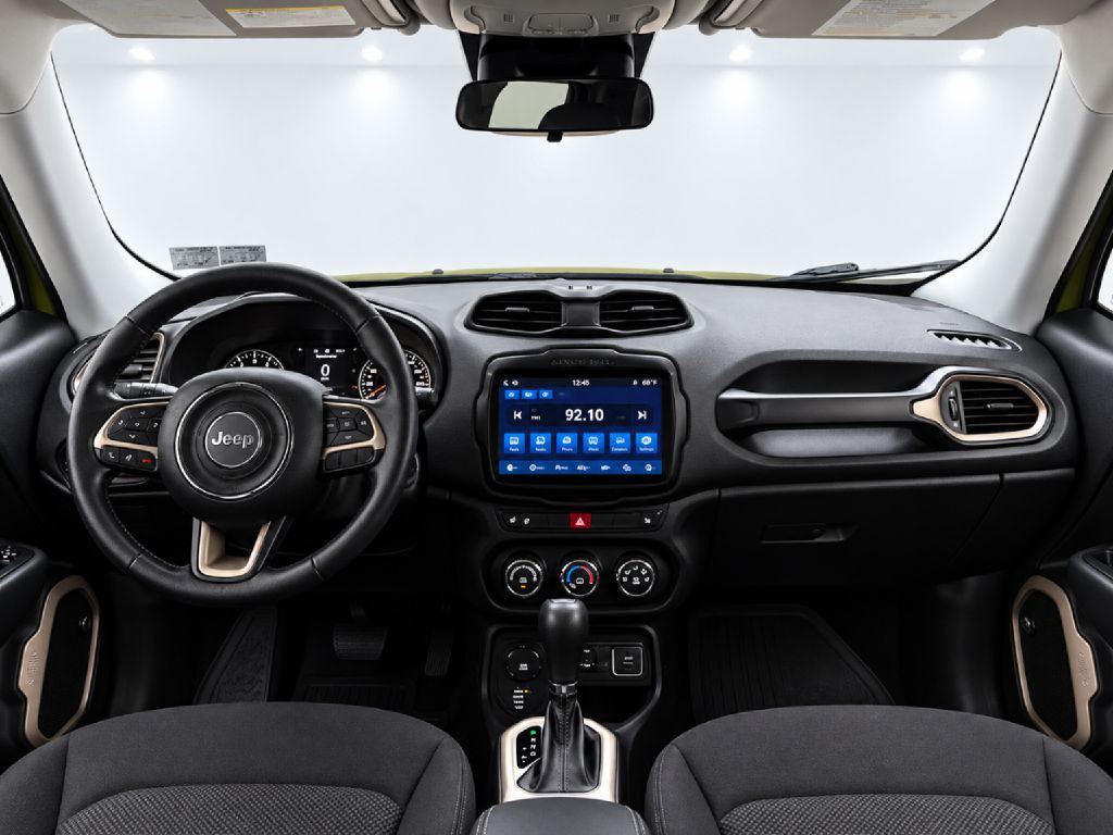 2016 Jeep Renegade Image 24