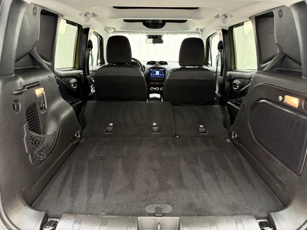 2016 Jeep Renegade Image 27