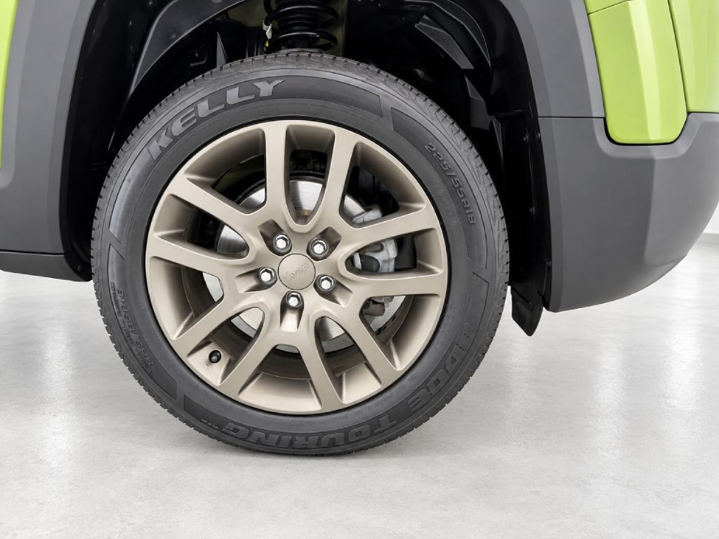 2016 Jeep Renegade Image 32