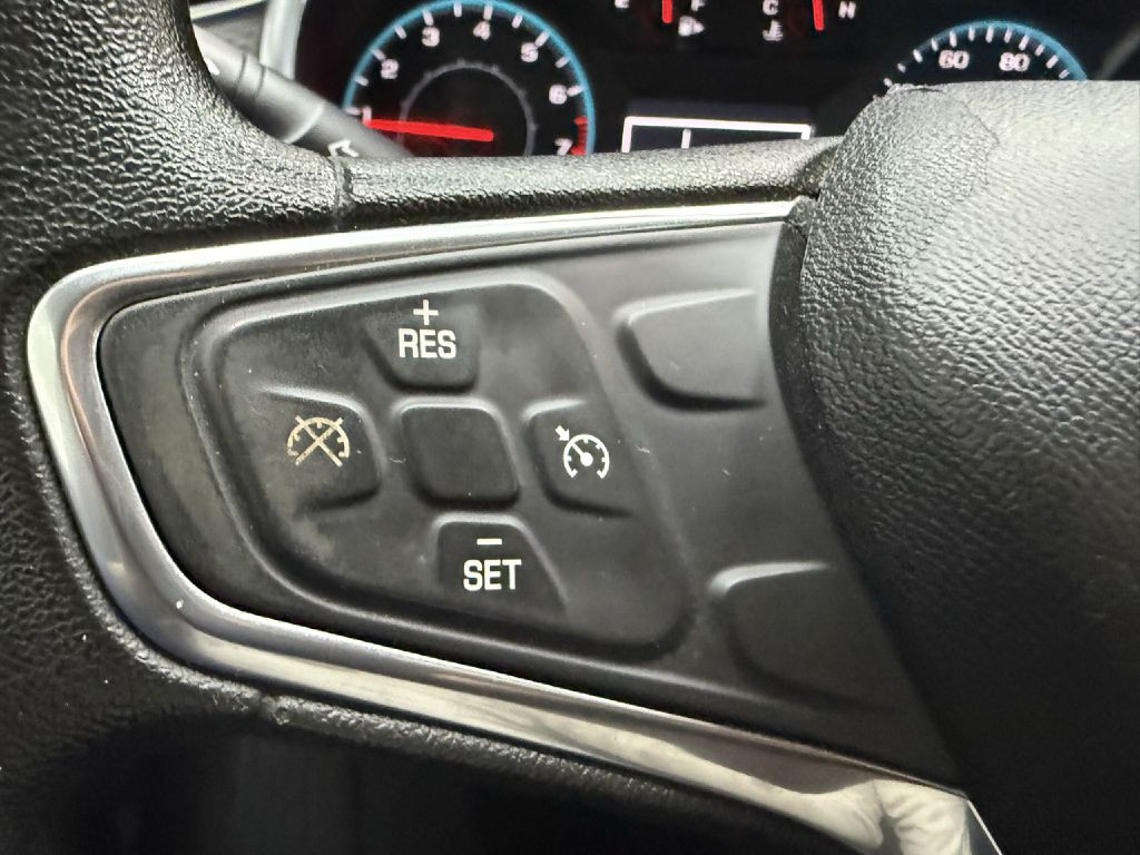 2018 Chevrolet Malibu Image 13