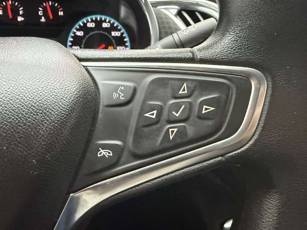 2018 Chevrolet Malibu Image 14