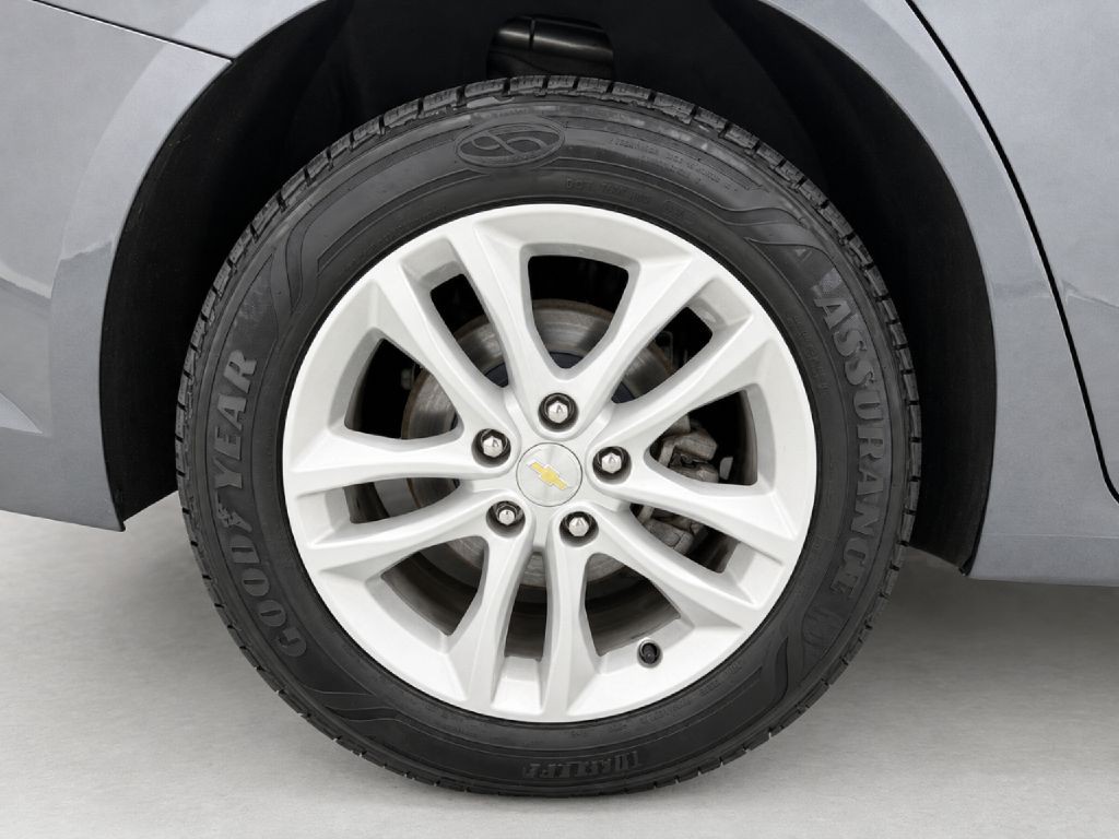 2018 Chevrolet Malibu Image 30