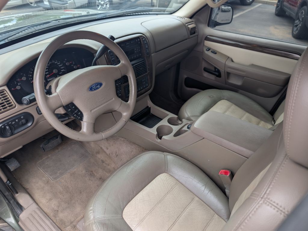 2003 Ford Explorer Image 10