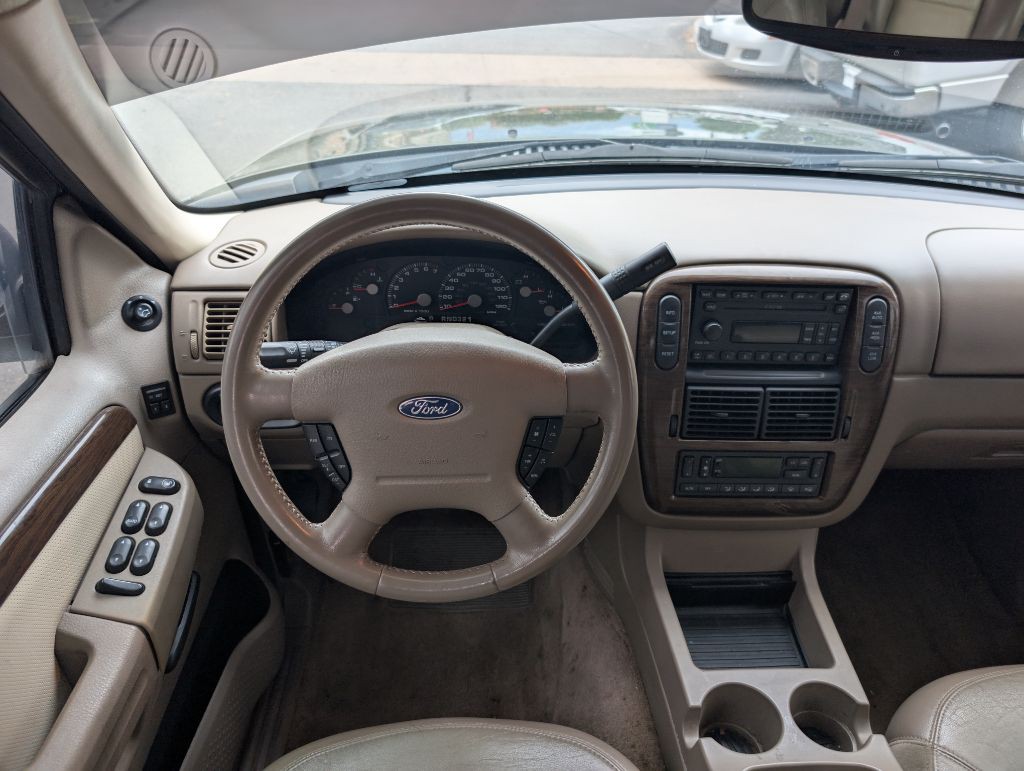 2003 Ford Explorer Image 14