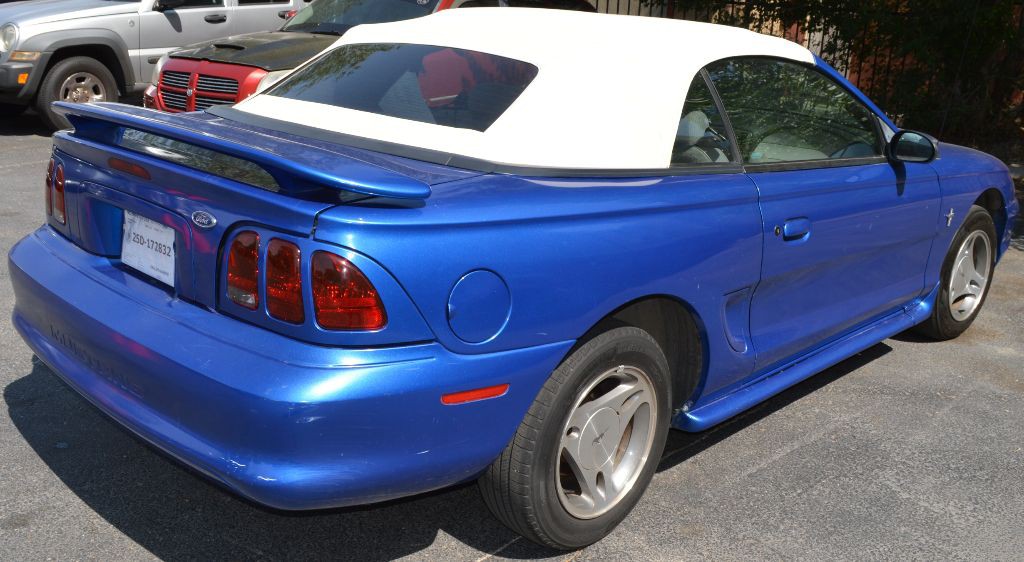 1998 Ford Mustang Image 6