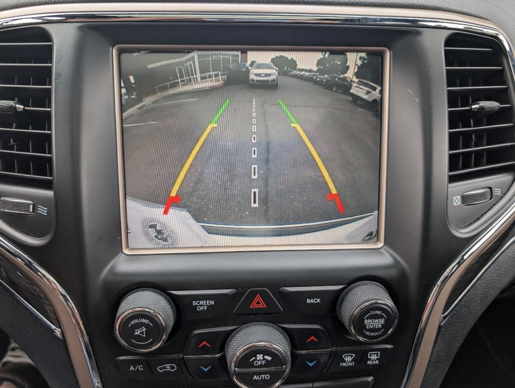 2015 Jeep Grand Cherokee Image 16