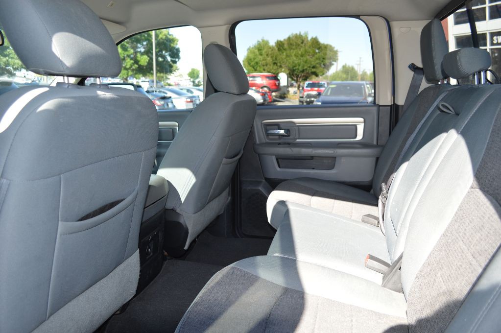2017 RAM 1500 Image 10