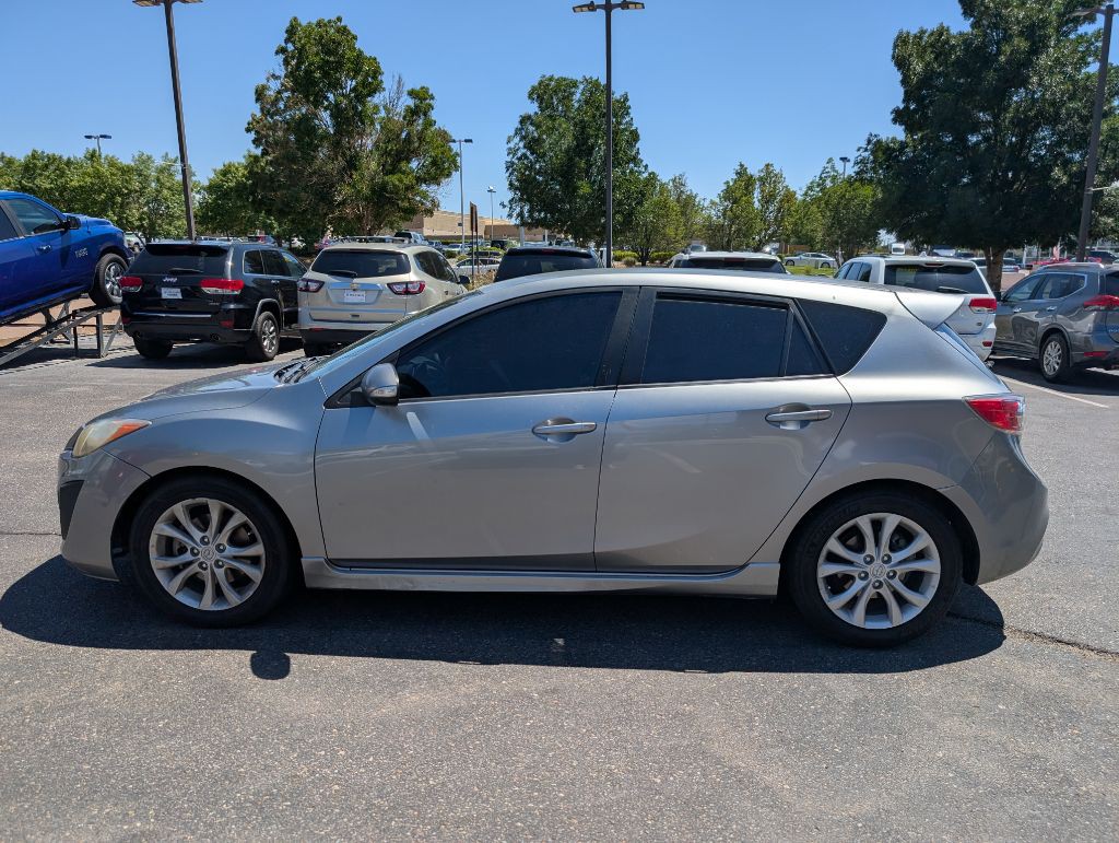 2010 Mazda Mazda3 Image 2