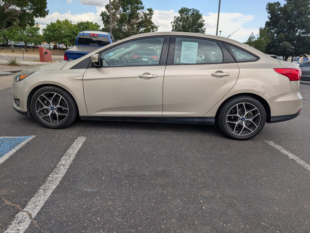 2017 Ford Focus Image 2