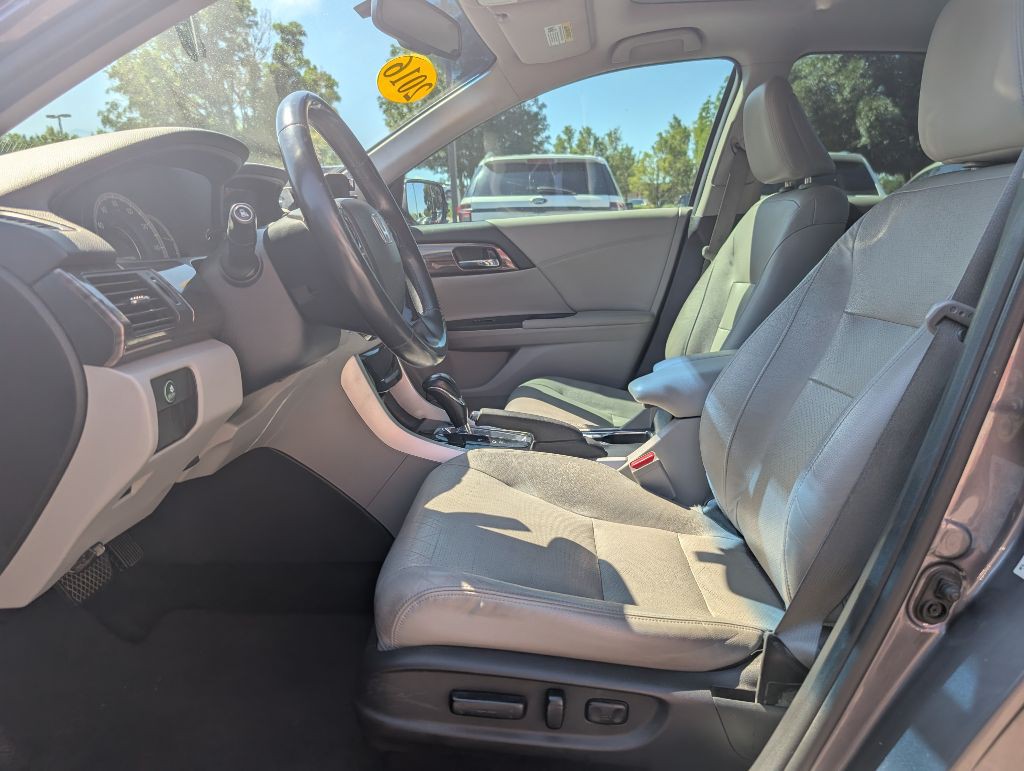 2016 Honda Accord Image 10