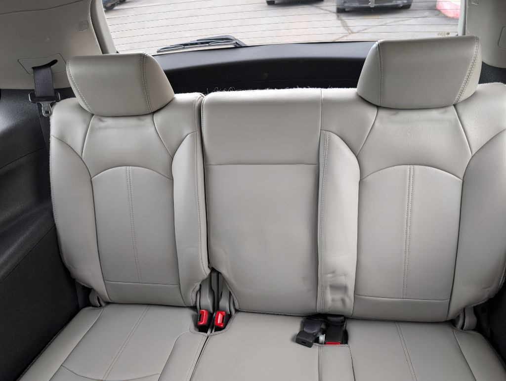 2008 GMC Acadia Image 12