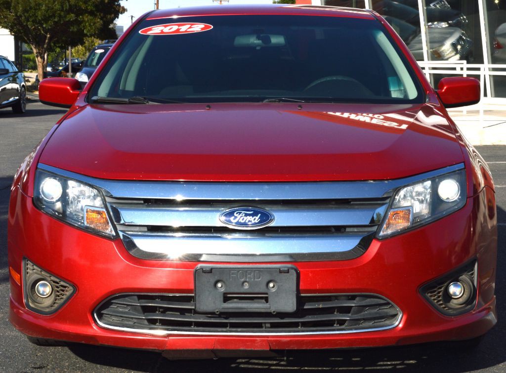 2012 Ford Fusion Image 2