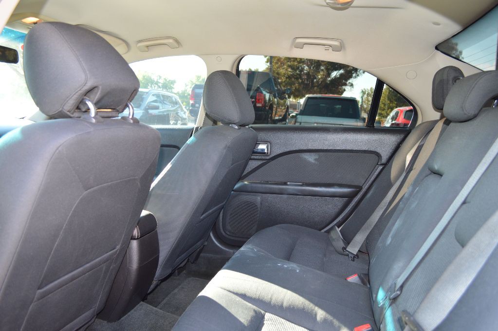 2012 Ford Fusion Image 10