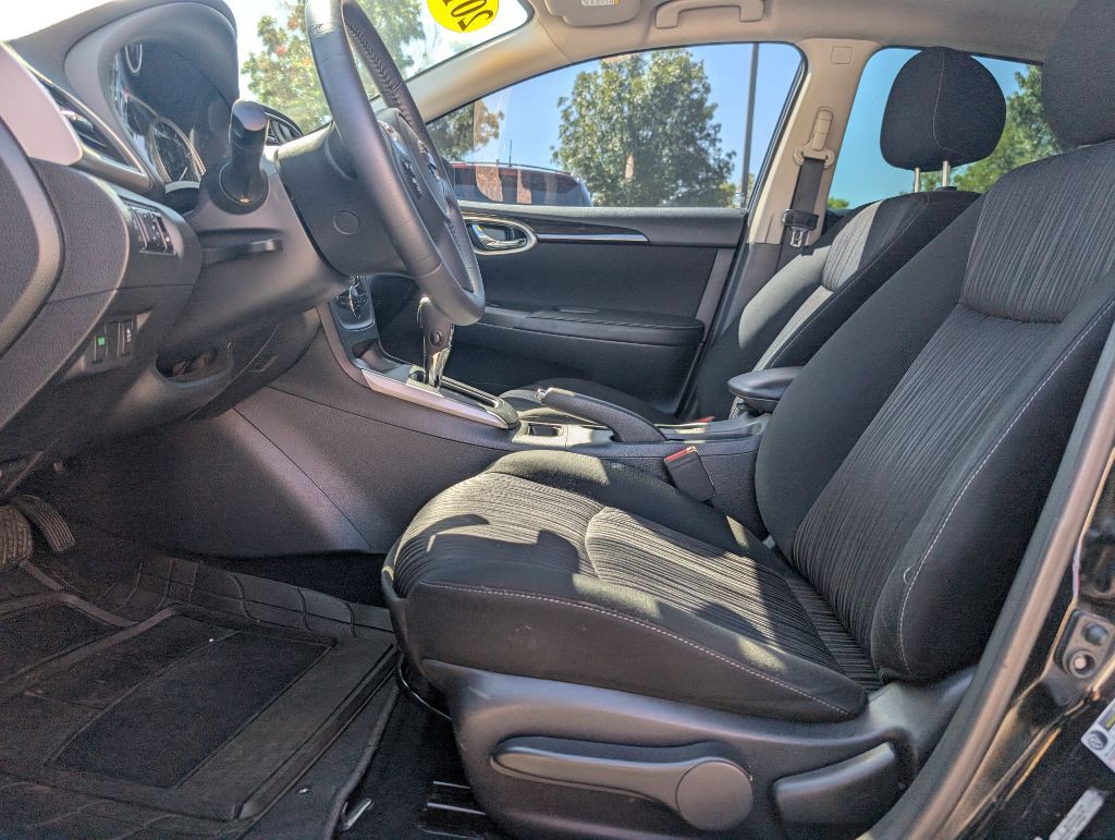 2019 Nissan Sentra Image 9