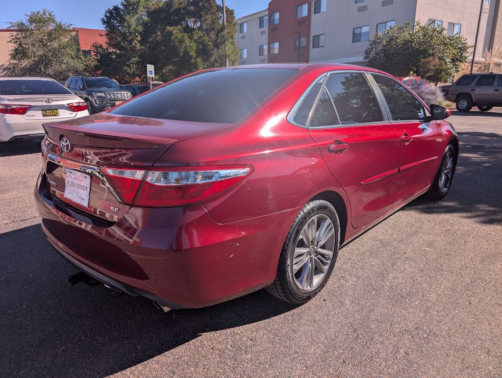 2016 Toyota Camry Image 5