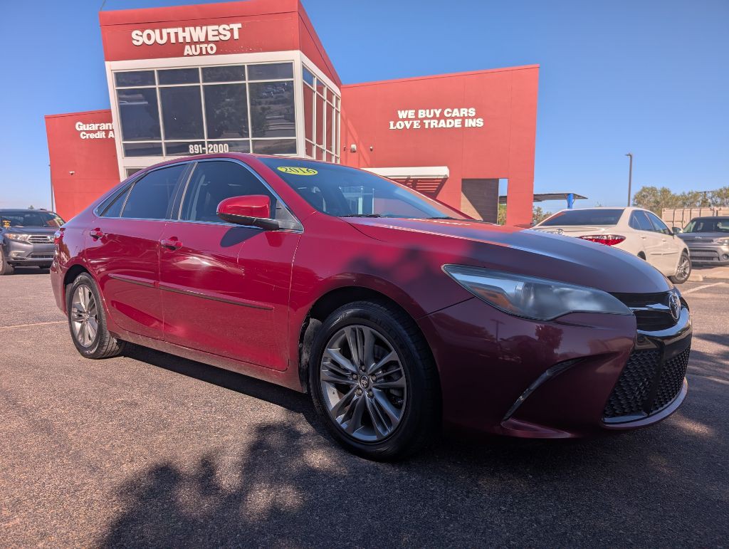 2016 Toyota Camry Image 7