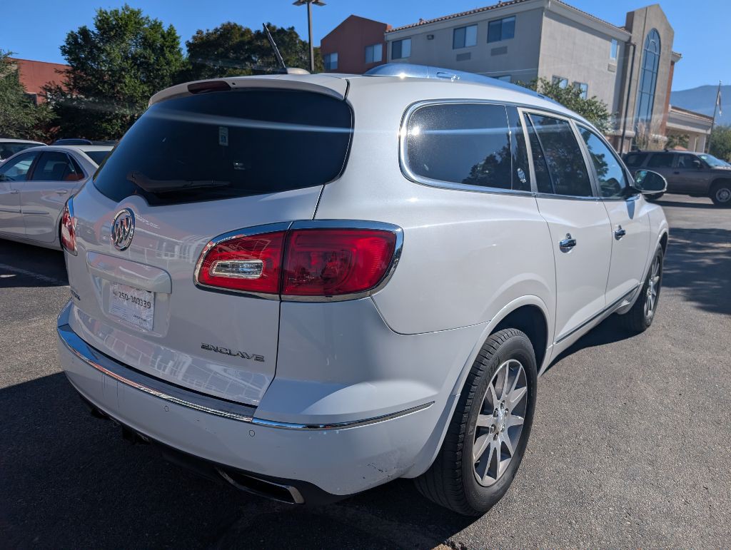 2017 Buick Enclave Image 4
