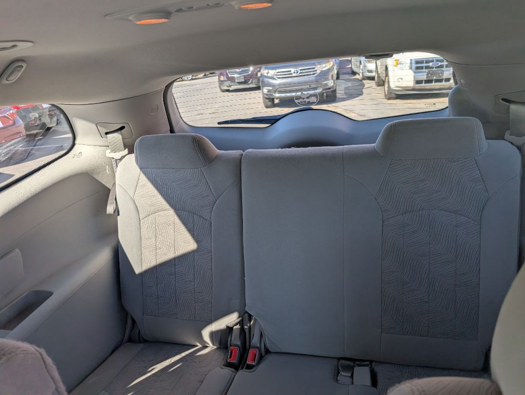 2017 Buick Enclave Image 11
