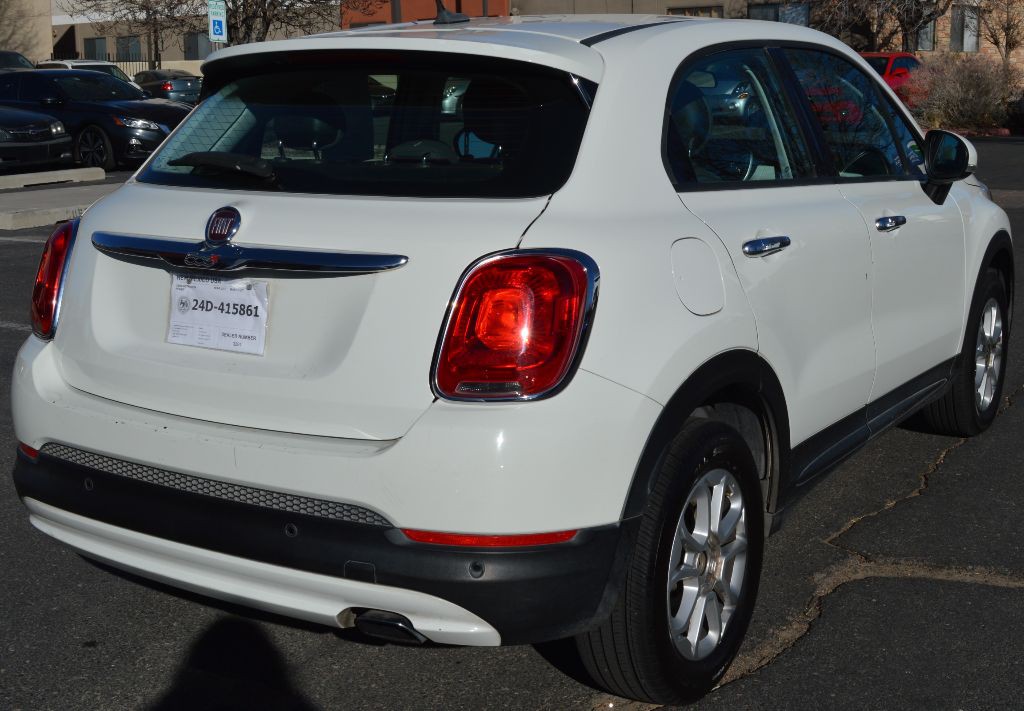 2017 FIAT 500 Image 15