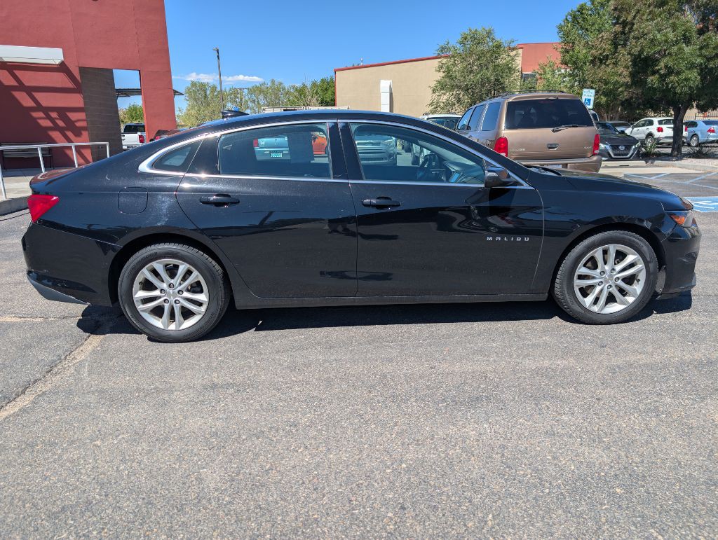 2017 Chevrolet Malibu Image 6