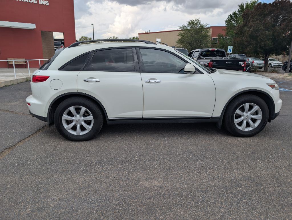 2004 INFINITI FX35 Image 6