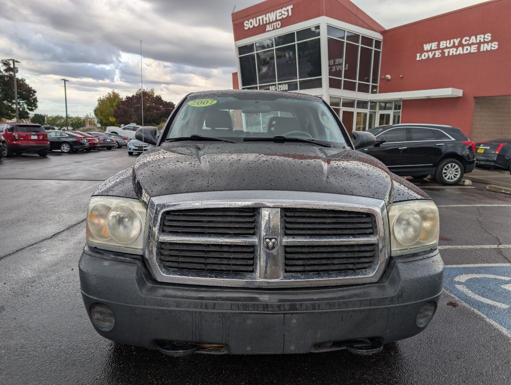 2007 Dodge Dakota Image 8