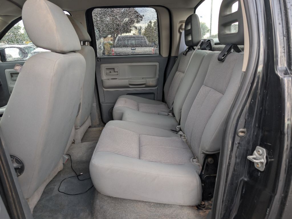 2007 Dodge Dakota Image 11