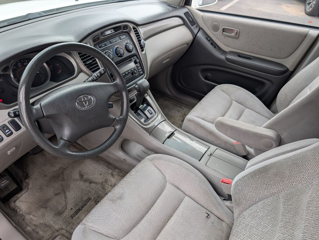 2002 Toyota Highlander Image 10