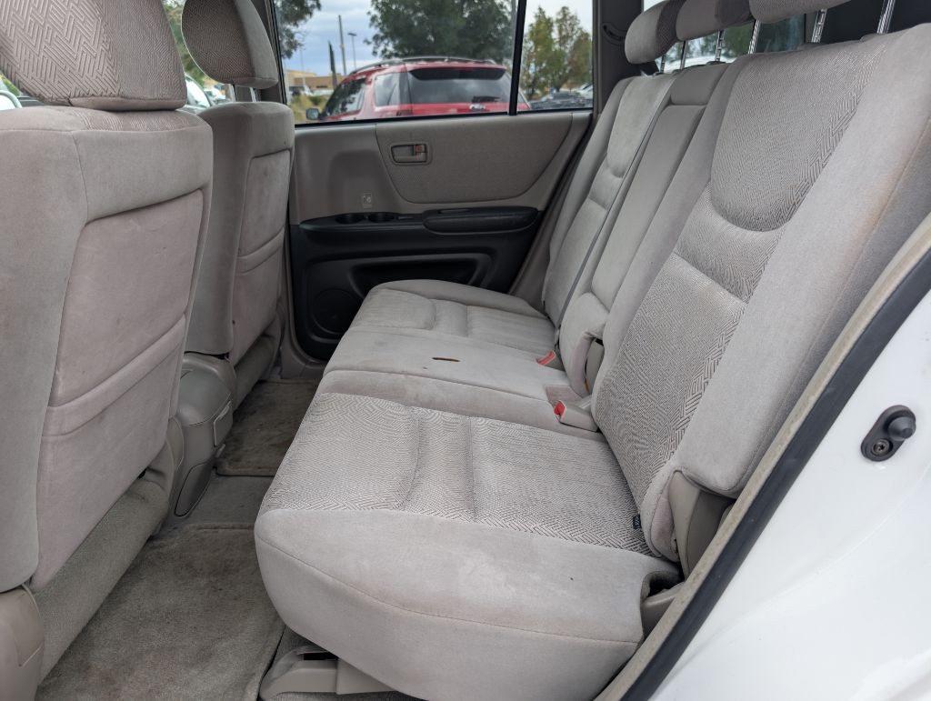 2002 Toyota Highlander Image 12