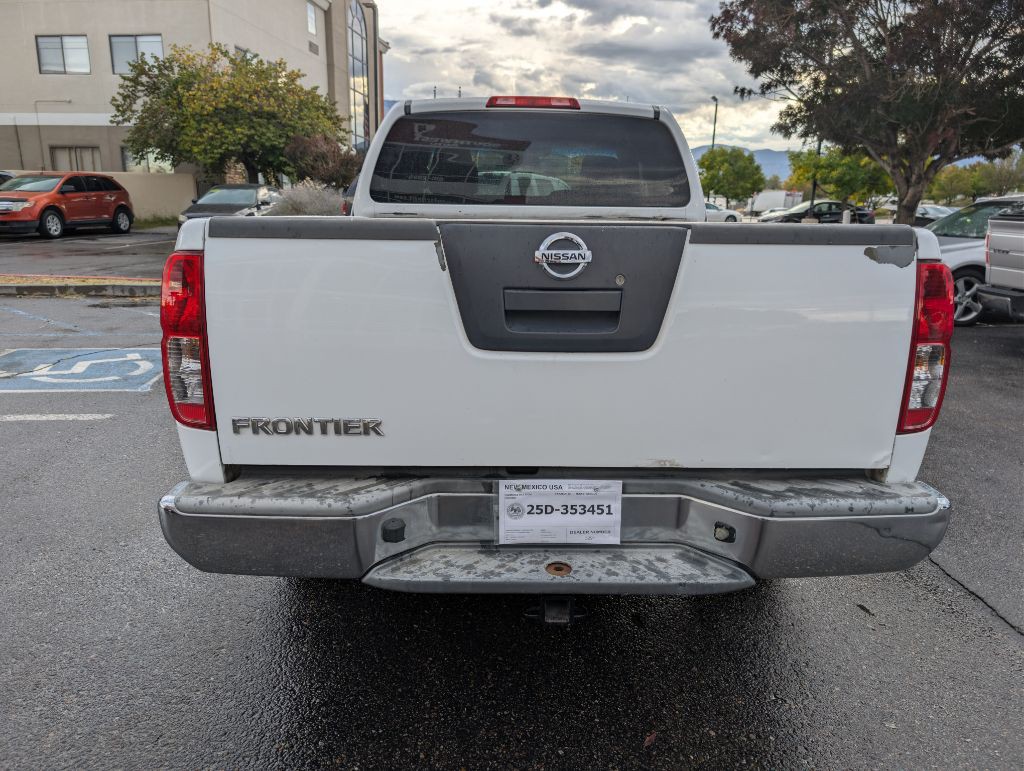 2012 Nissan Frontier Image 4