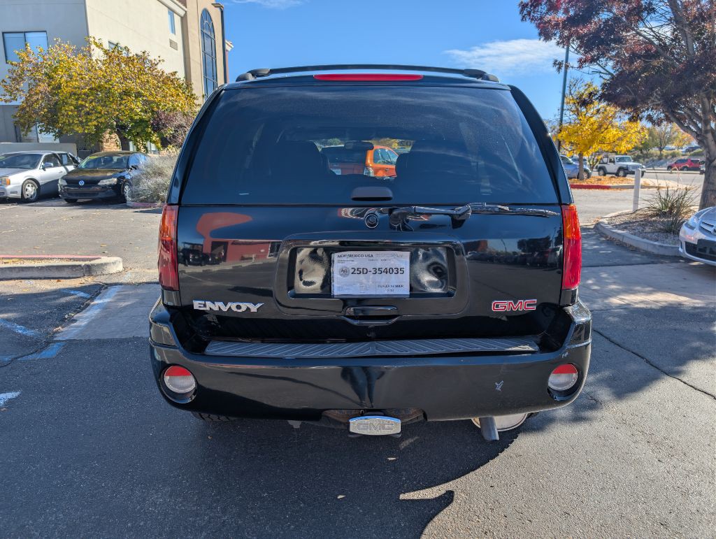 2002 GMC Envoy Image 4