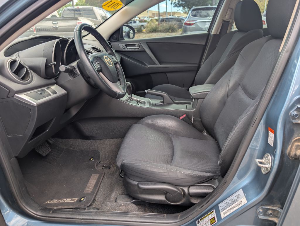 2011 Mazda Mazda3 Image 10