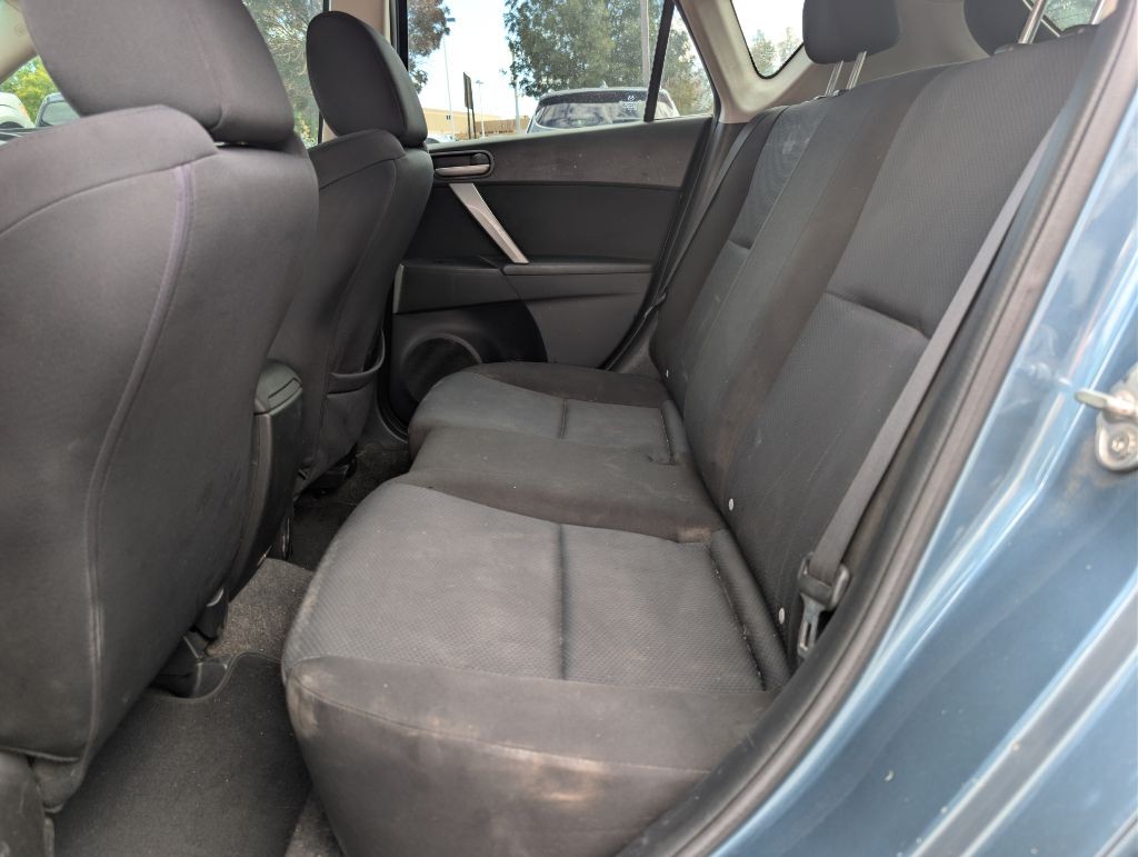 2011 Mazda Mazda3 Image 11