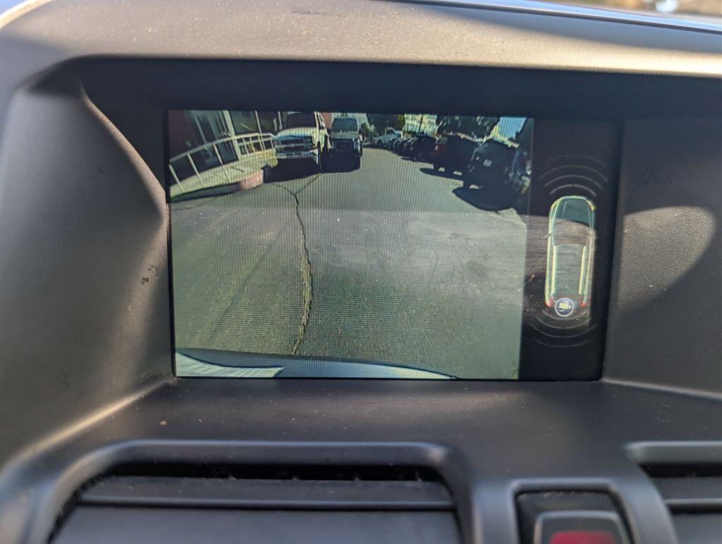 2016 Volvo XC60 Image 14