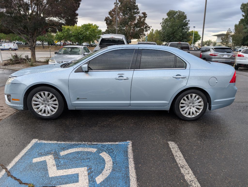 2010 Ford Fusion Image 2