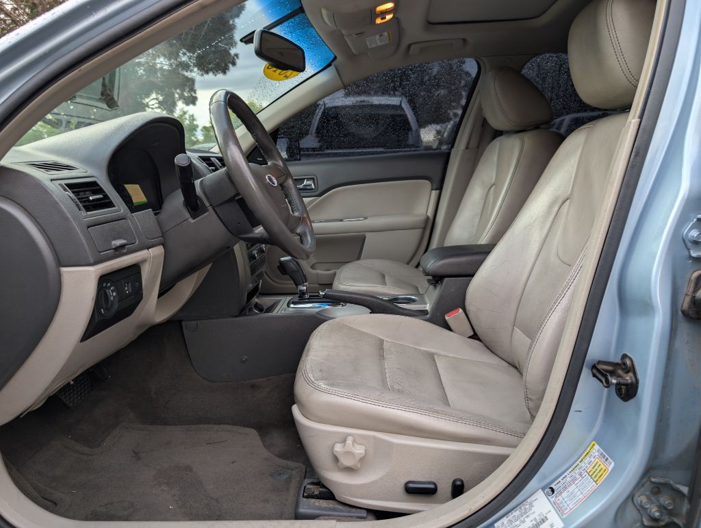 2010 Ford Fusion Image 11