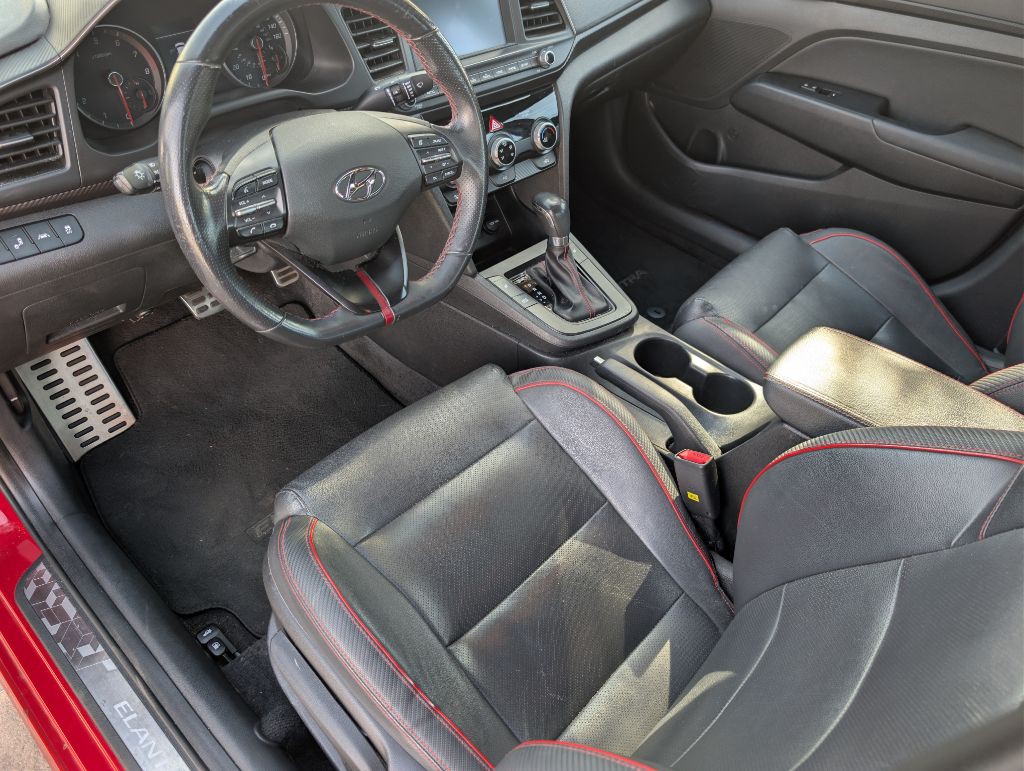 2019 Hyundai Elantra Image 9