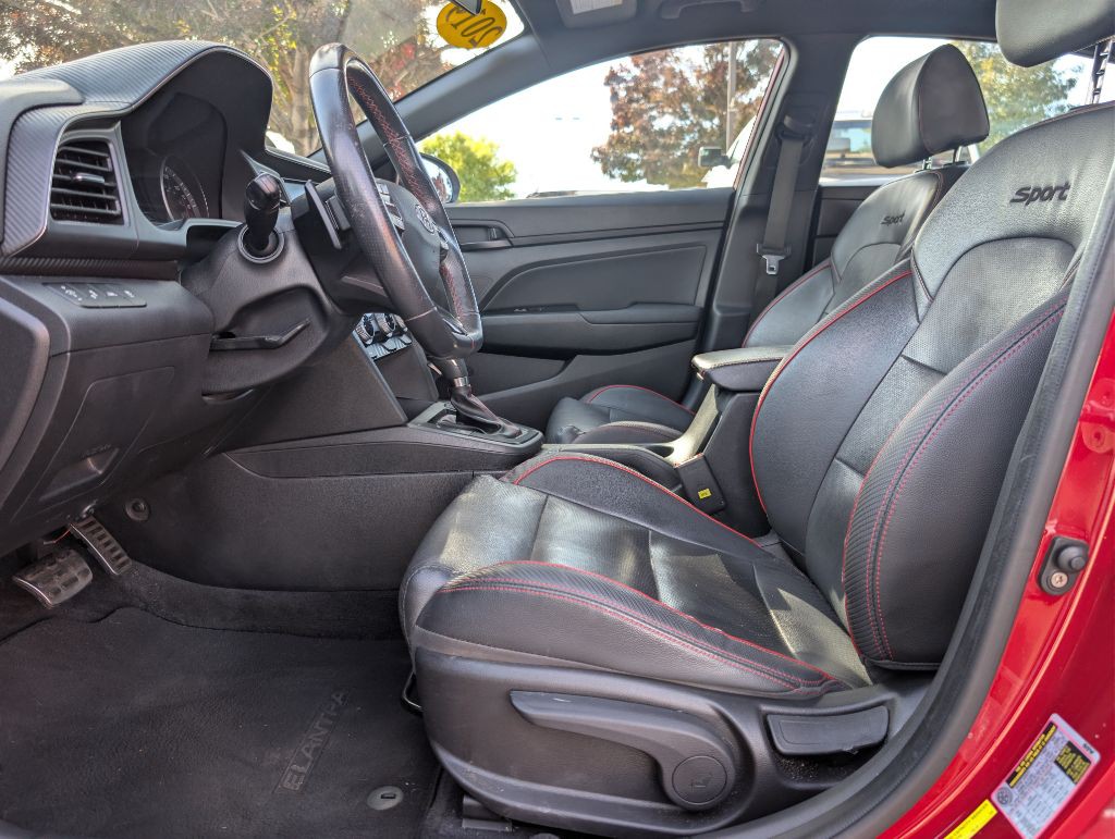 2019 Hyundai Elantra Image 10