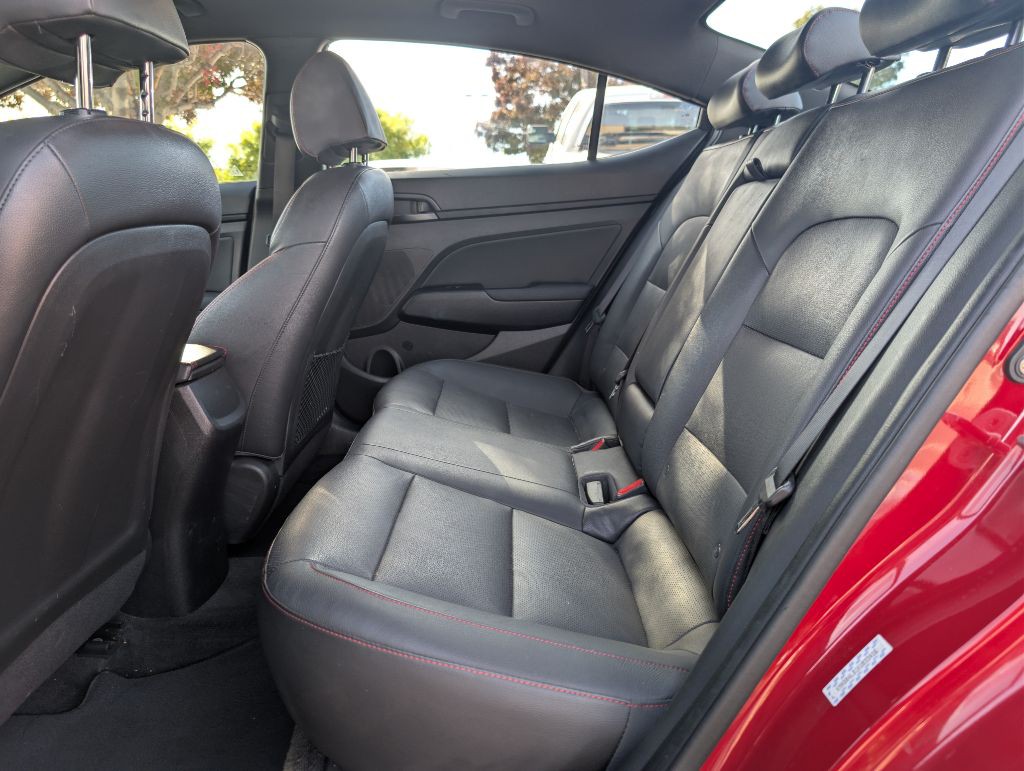 2019 Hyundai Elantra Image 11