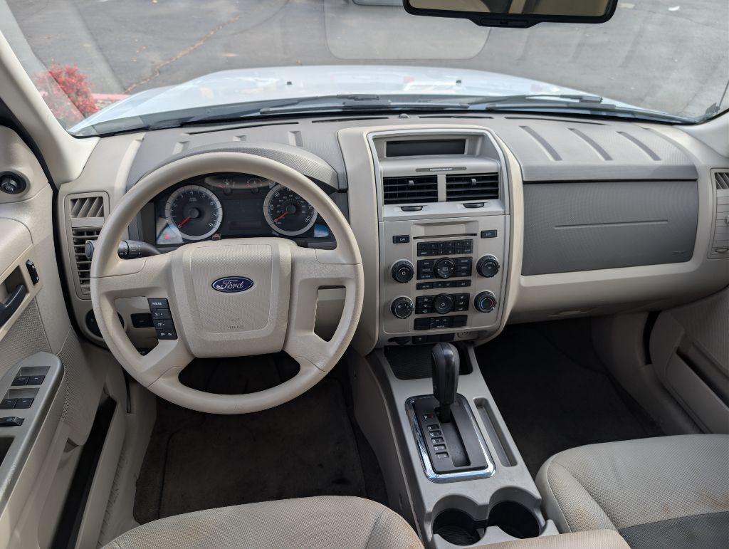 2008 Ford Escape Image 11